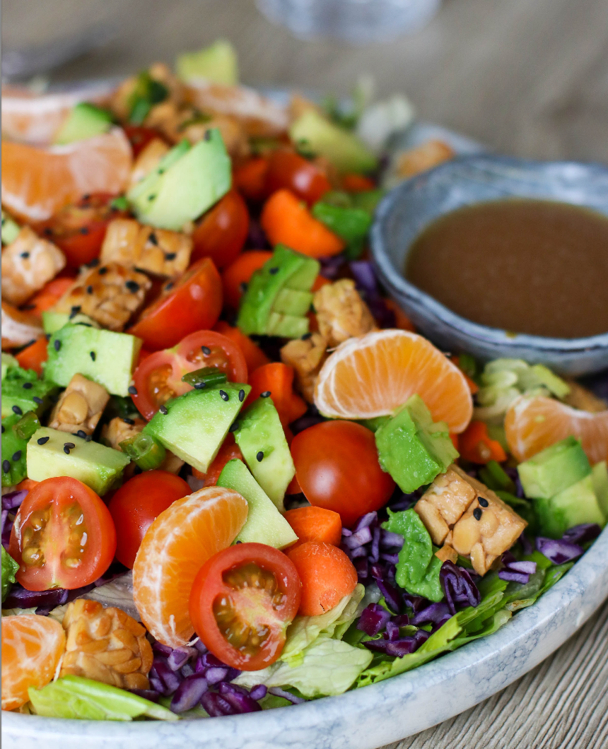 Salade met mandarijn in Aziatische saus
