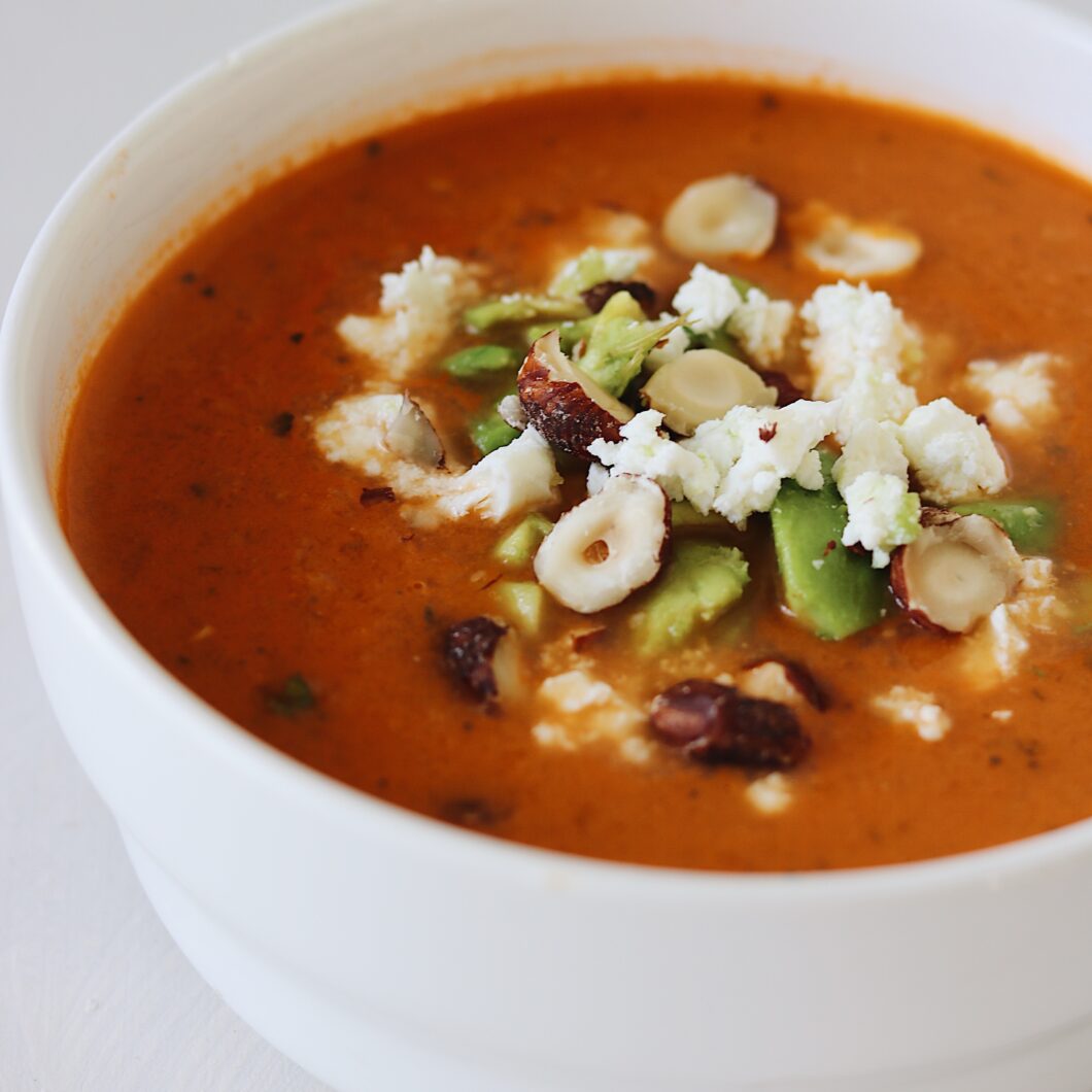 Rode linzen en wortel soep